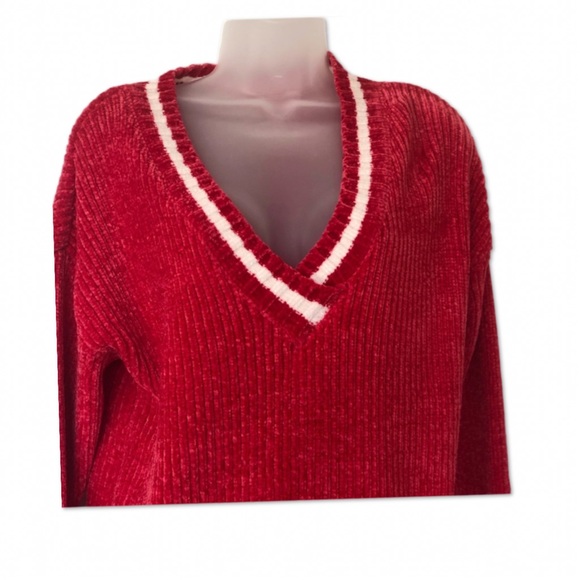 New Red Sweater - Picture 3 of 4